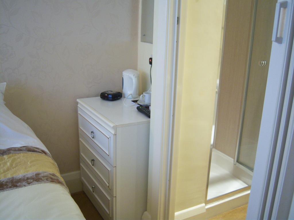 Hotel The Hillcrest Scarborough Habitación foto