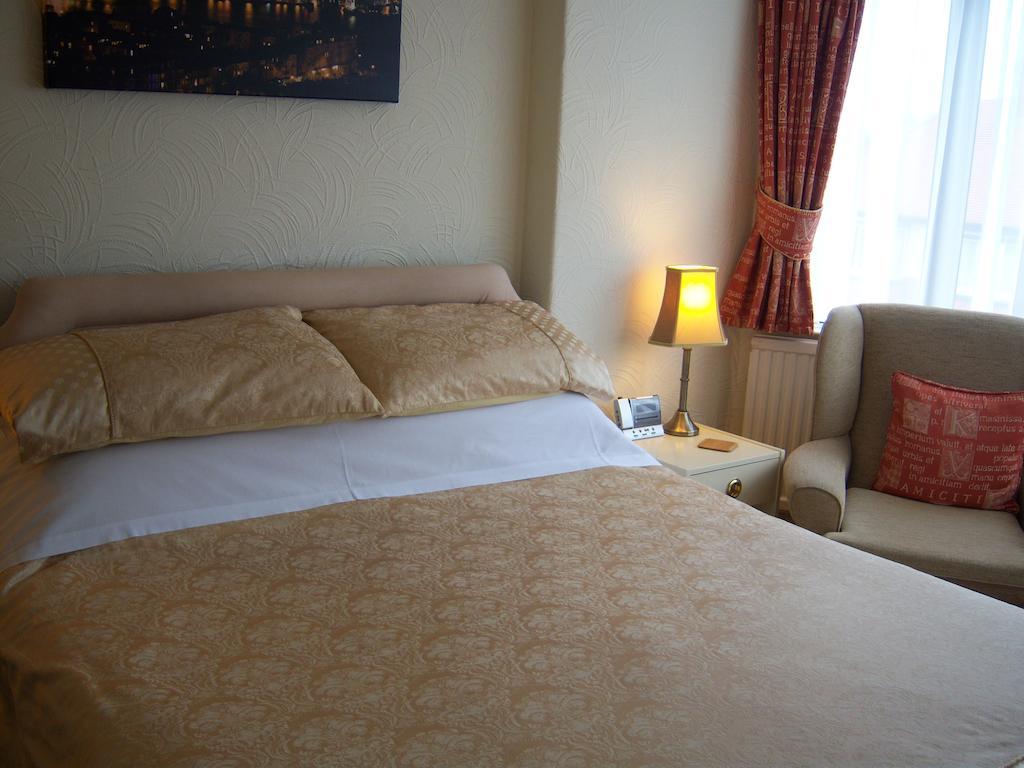 Hotel The Hillcrest Scarborough Habitación foto